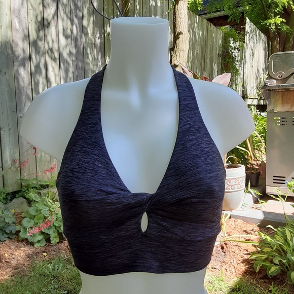 Size S Victoria's Secret gray an black workout sports bra - Picture 13 of 15